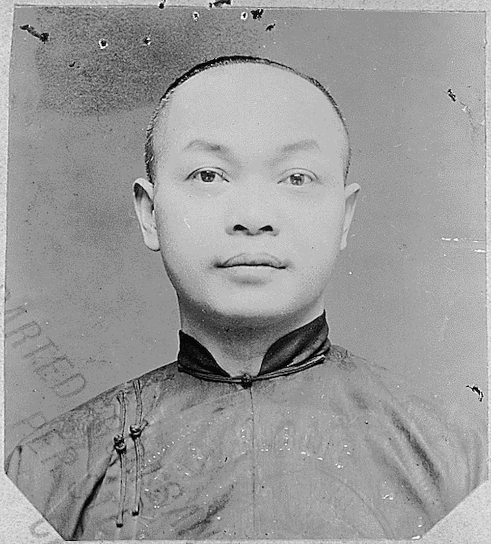 An identification photo of Wong Kim Ark, a Chinese man, from an Immigration Service affidavit, dressed in traditional Chinese clothing.